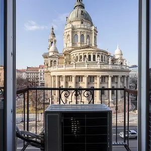 Luxury Basilika Breathless View-need Reservation For Free Parking Apartment Budapest